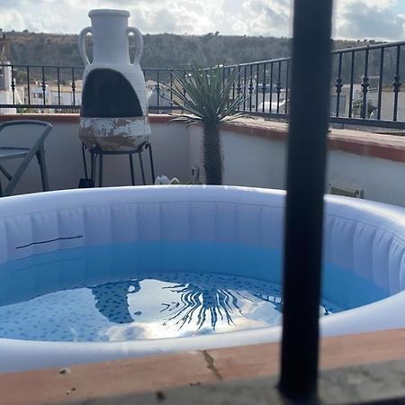 Apartment With Terraces And Private Jacuzzi - San Vito 400M From Beach Сан Вито ло Капо Екстериор снимка